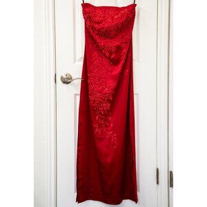 Windsor Y2K Red Beaded Strapless Formal Sheath Dress, size 3